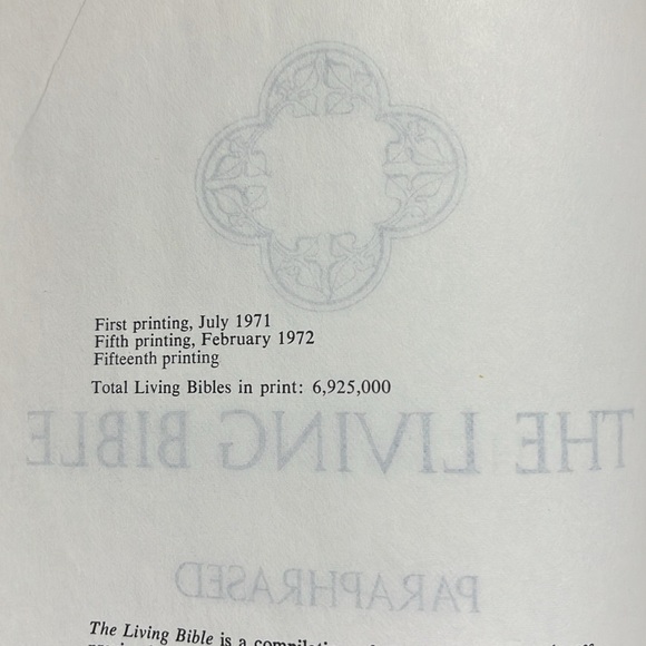 Vintage The Living Bible Paraphrased 1972 Tyndale House Green Padded Hardcover - Picture 3 of 5
